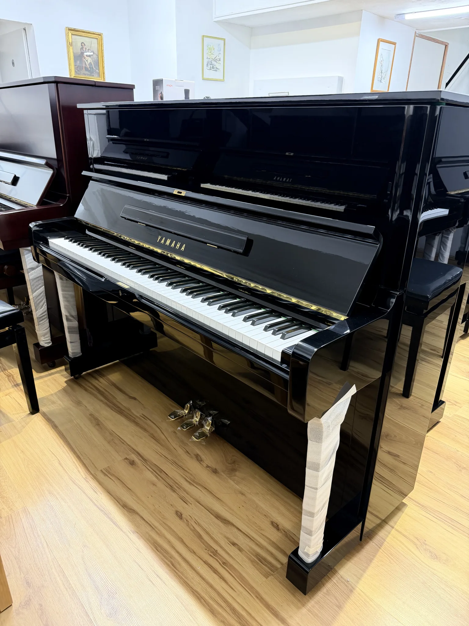 Yamaha U1H