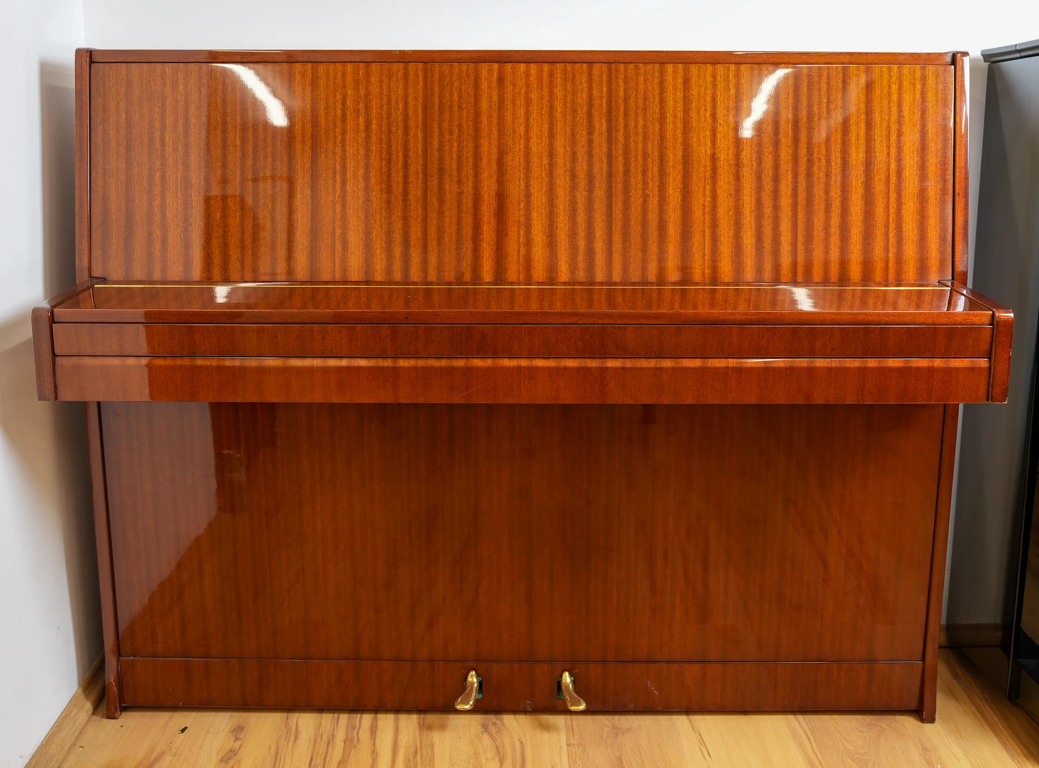 Petrof Model Sonatina