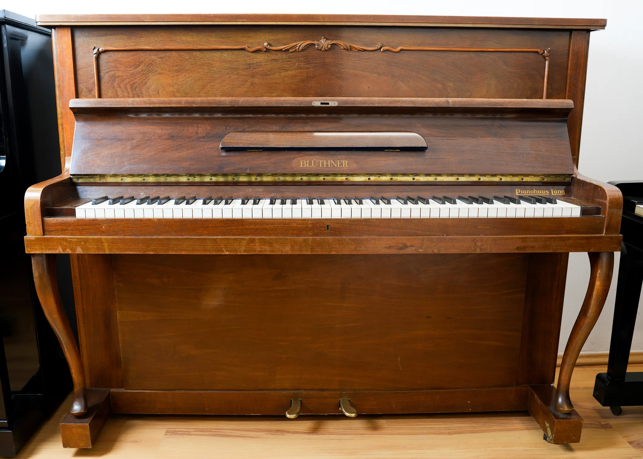 Blüthner Modell 121